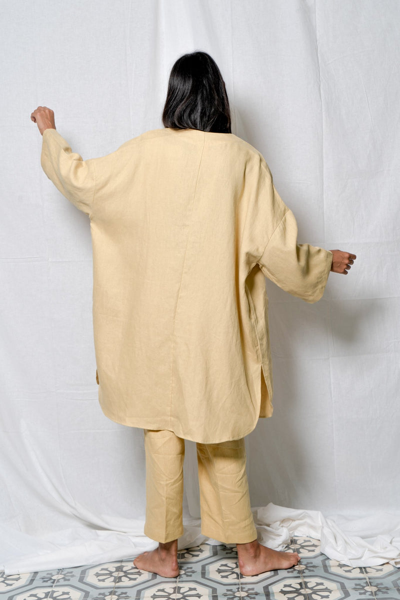 Rounded Linen Coat